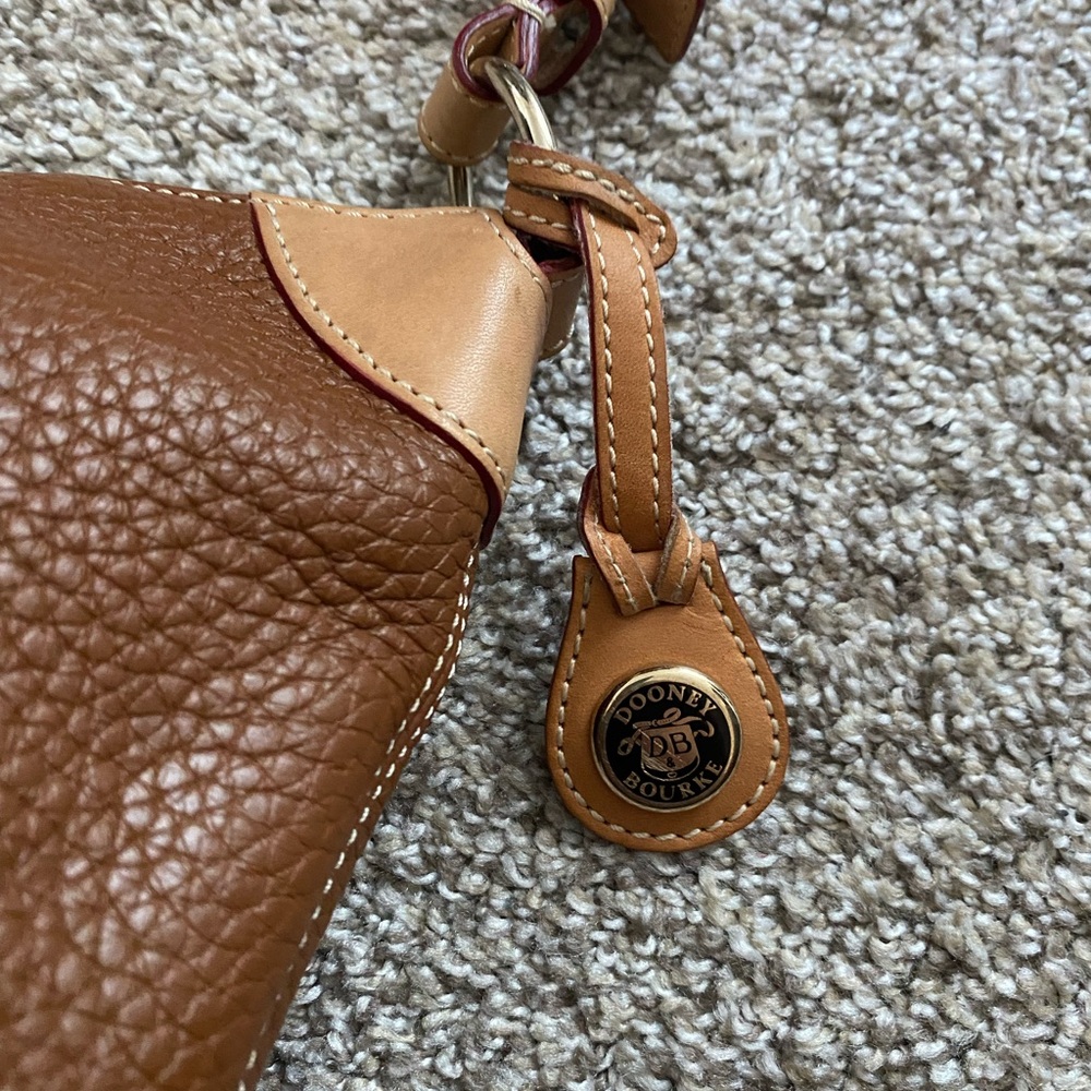 Vintage Dooney and Bourke Saddle Pebble Leather Small Shoulder Bag with Hangtag - Picture 2 of 14